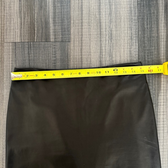 Tom ford leather skirt - Picture 5 of 6